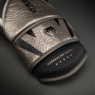 Боксови Ръкавици - Venum Challenger 4.0 Scales Boxing Gloves -Silver/Black​